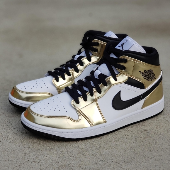 Air Jordan 1 Mid OG Metallic Gold Men's Size 9 New - Picture 11 of 11